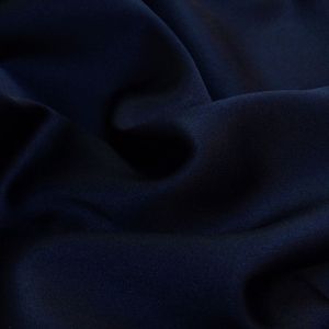 Tecido Crepe Amanda Premium Cor Azul Marinho Noite, Pantone: 19-3920 TCX Peacoat 