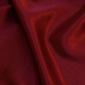 Tecido Crepe Malta Vermelho Marsala, Pantone: 19-1758TCX Haute Red na  Monalisa Tecidos Finos