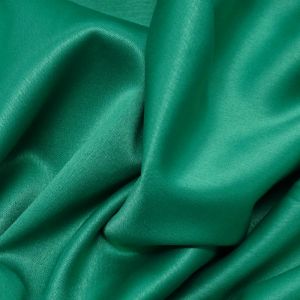 Tecido Crepe Vogue Silk Cor Verde Folha Intenso, Pantone: 17-6030TCX Jelly Bean 