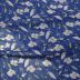 Tecido Italiano Crepe Musseline Toque de Seda, Estampa Liberty, Mini Floral Branco Fundo Cor Azul Marinho  